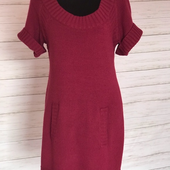Plum sweater dress with front pockets - Picture 2 of 3